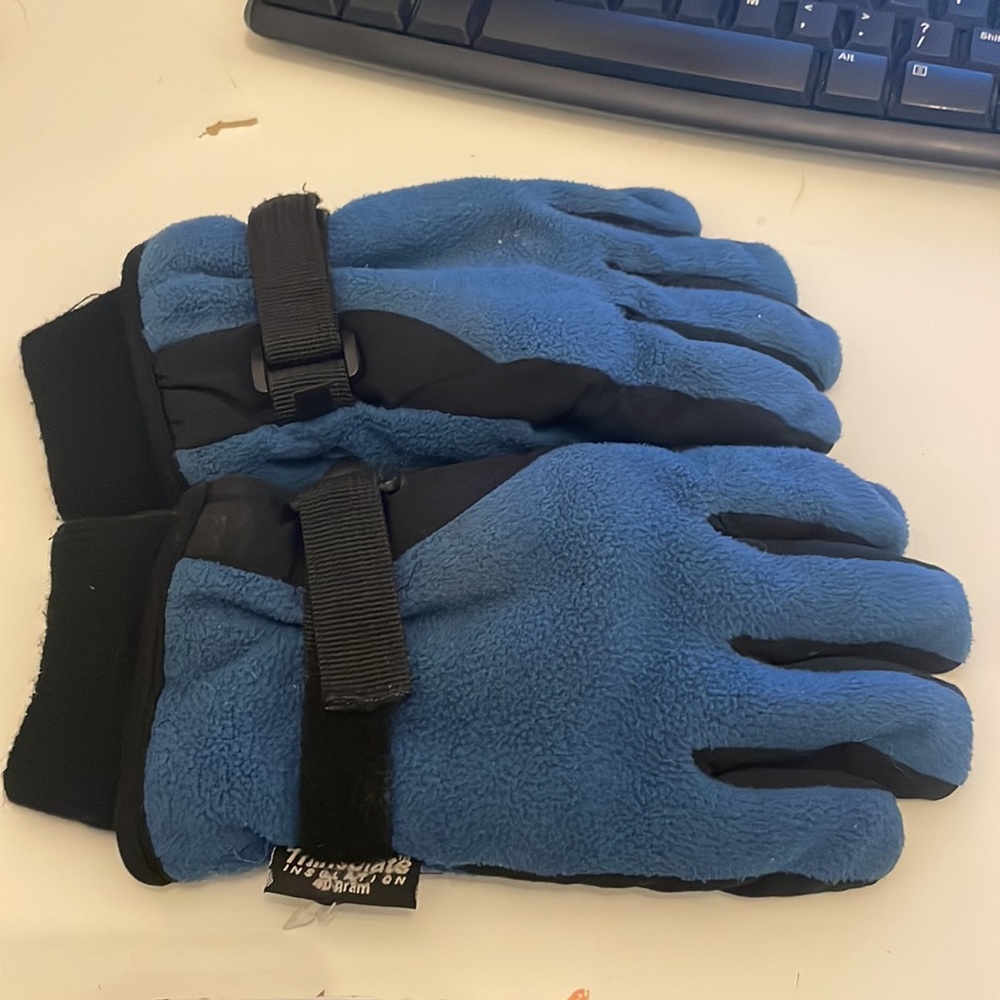 Kohl’s blue fleece Thinsulate gloves Sz S (4-6)